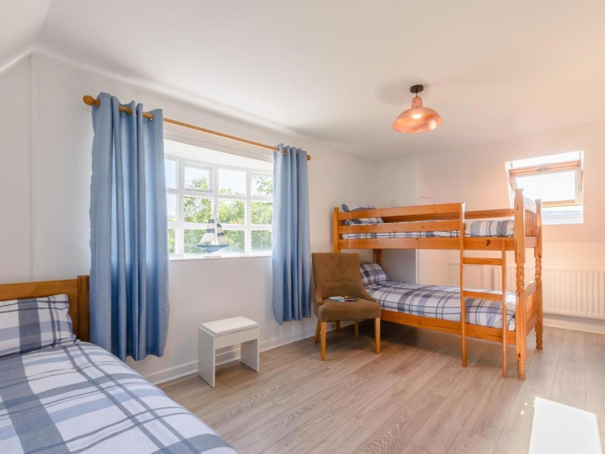 Waters Edge Apartment Ystradgynlais 외부 사진